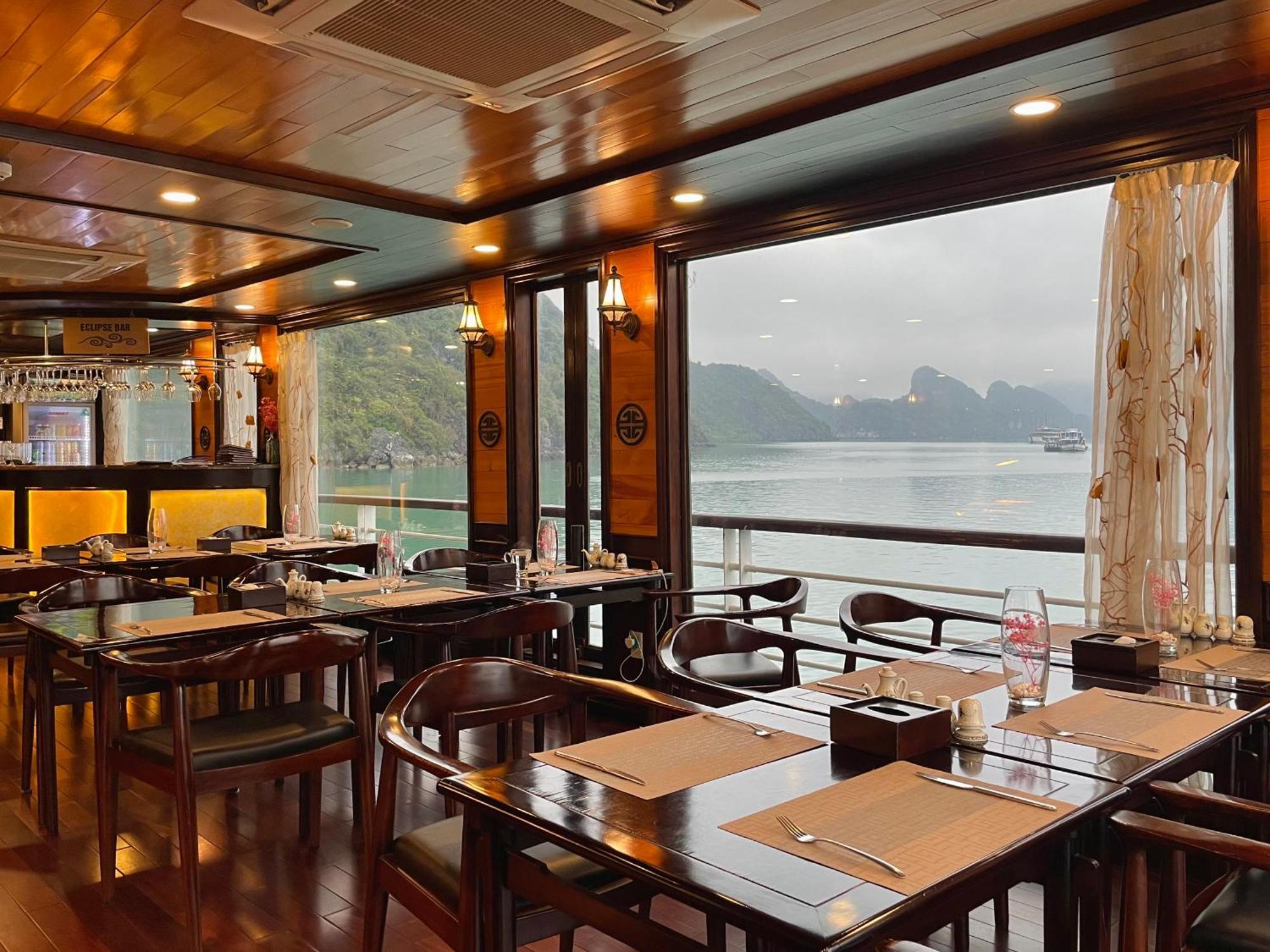 V'Spirit Cruise Hotel Ha Long Exterior photo